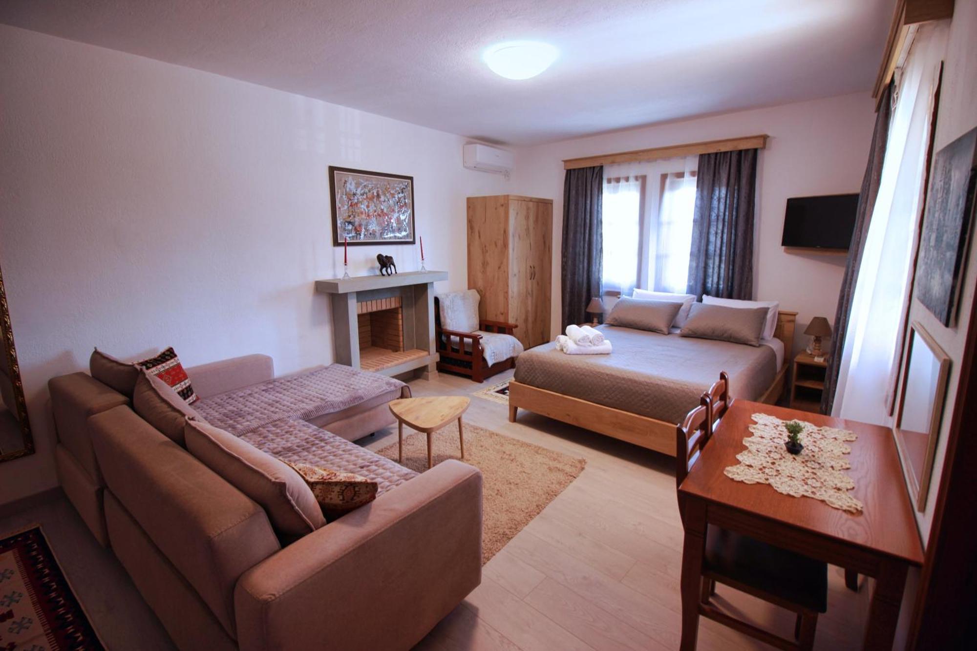 Emblematic House Apartment 4 Gjirokaster Exterior photo