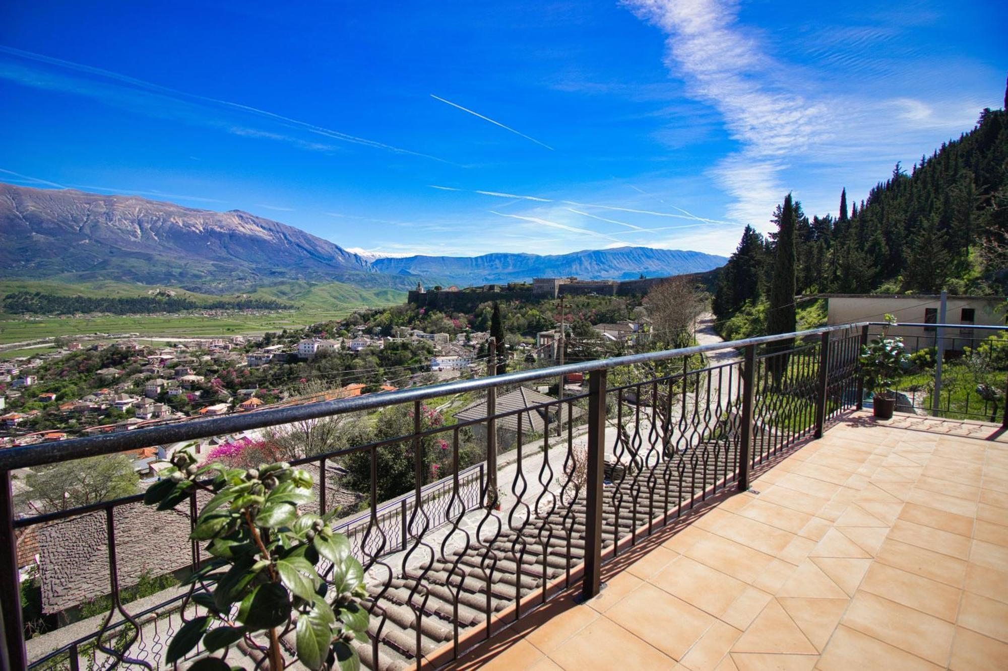 Emblematic House Apartment 4 Gjirokaster Exterior photo