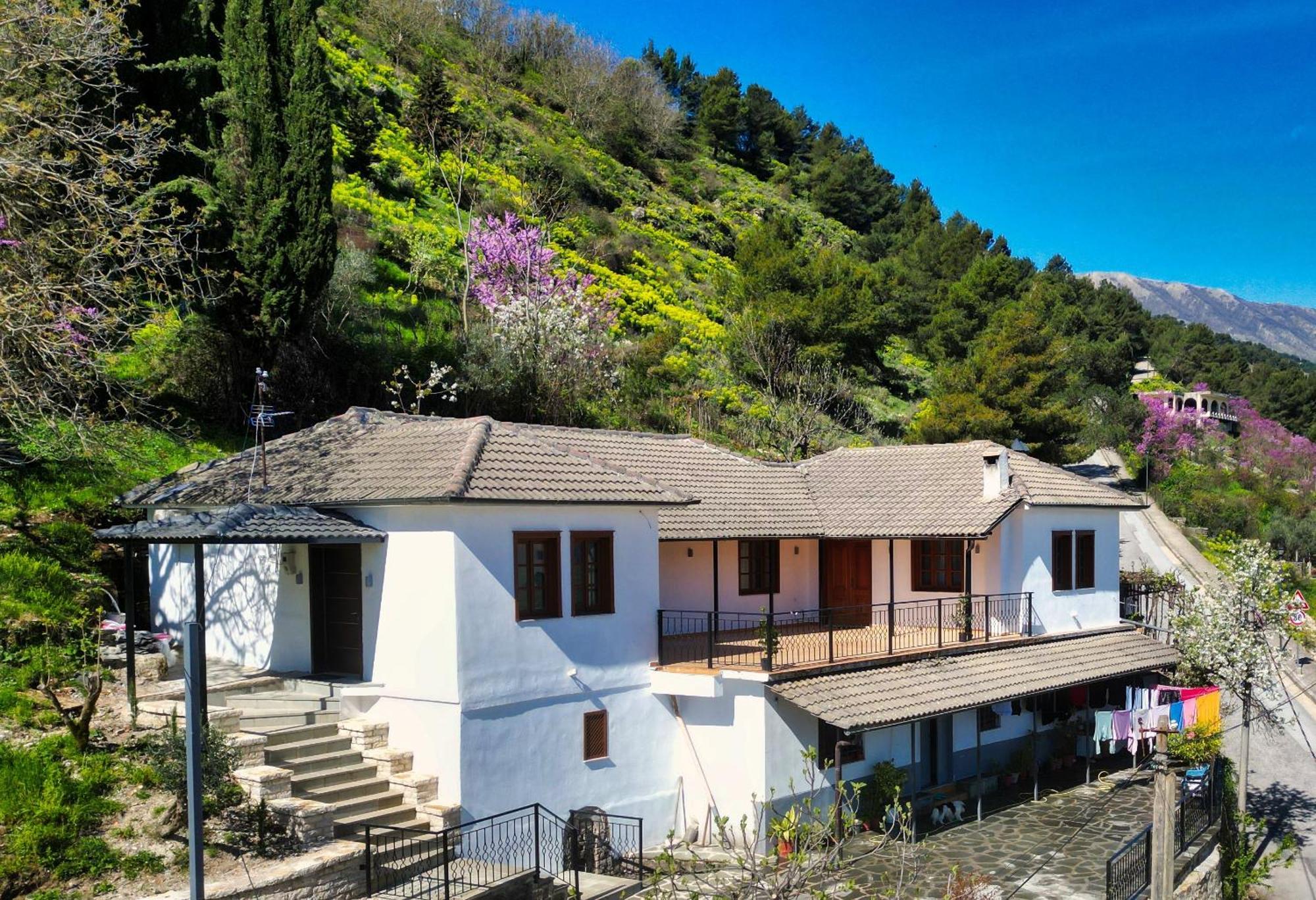 Emblematic House Apartment 4 Gjirokaster Exterior photo