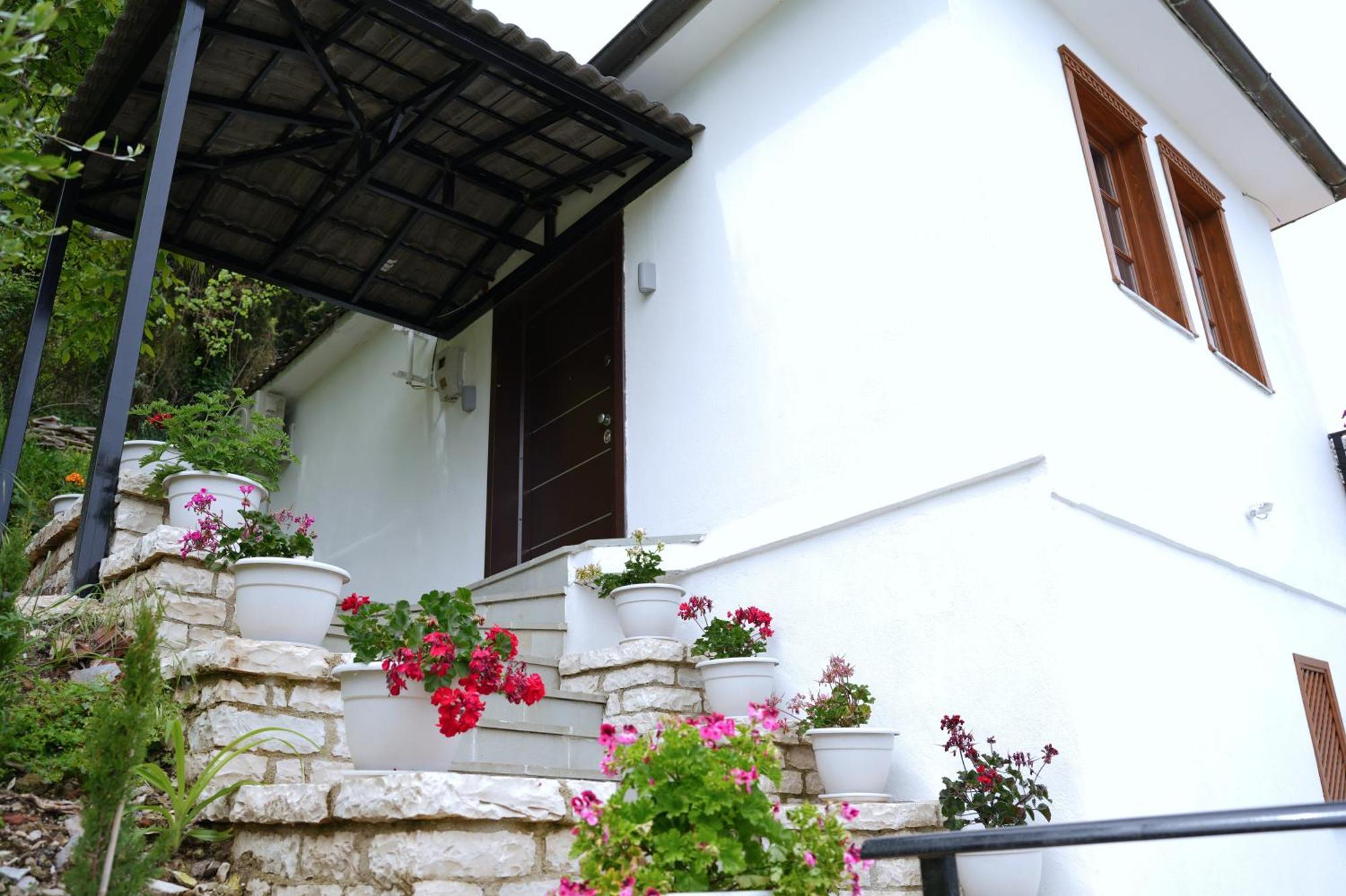 Emblematic House Apartment 4 Gjirokaster Exterior photo