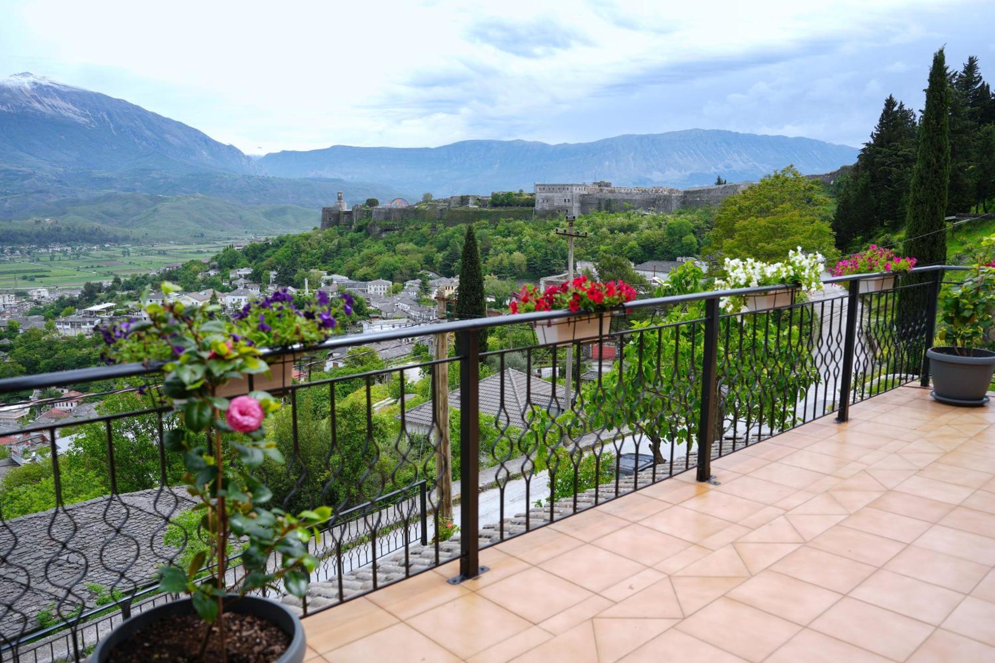 Emblematic House Apartment 4 Gjirokaster Exterior photo